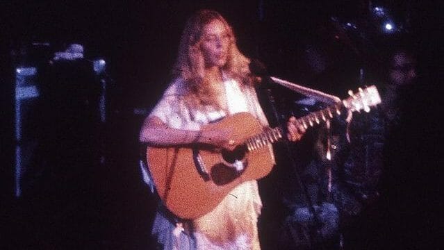 Song to a Seagull | L'album che ha lanciato Joni Mitchell