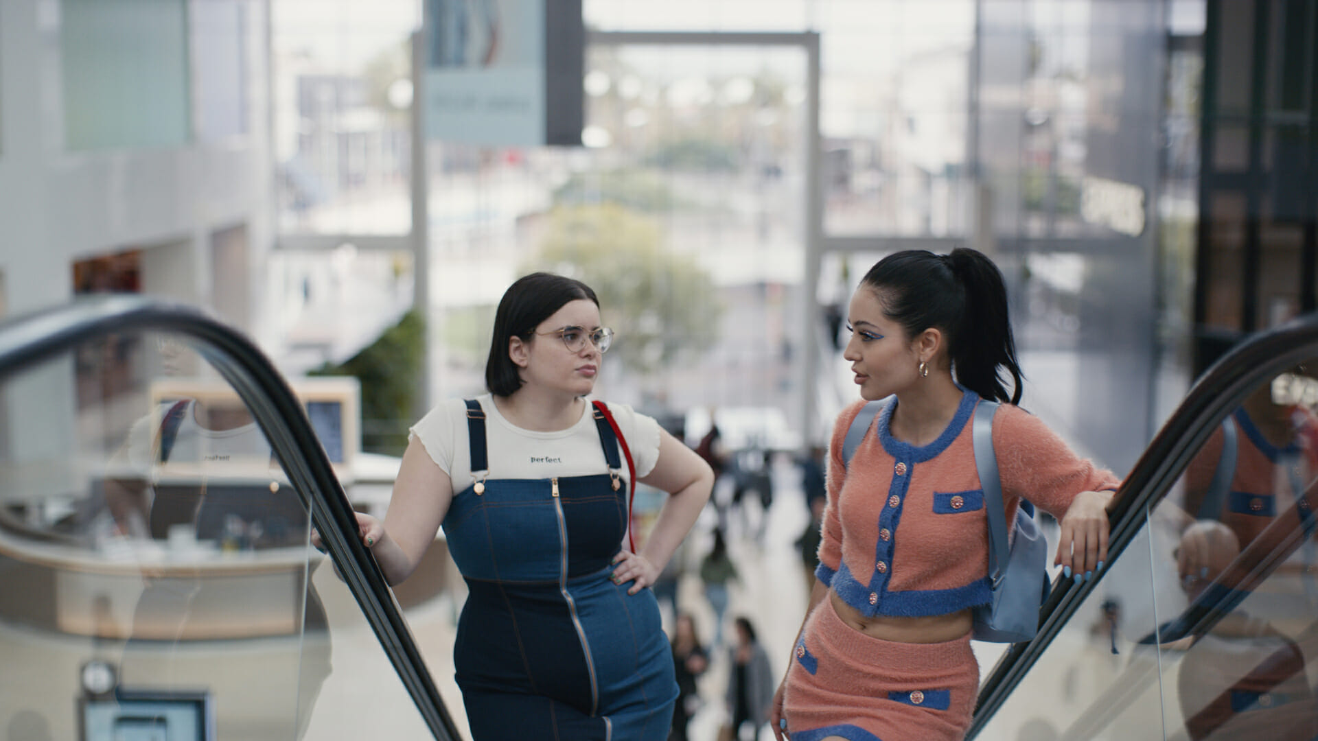 Barbie Ferreira, Alexa Demie in Euphoria