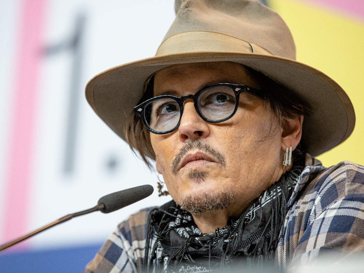 Le 5 trasformazioni che hanno reso Johnny Depp irriconoscibile